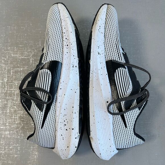 Nike Womens Size 7.5 Air Zoom Pegasus 40 Black White Running Shoes Sneakers - Picture 11 of 15